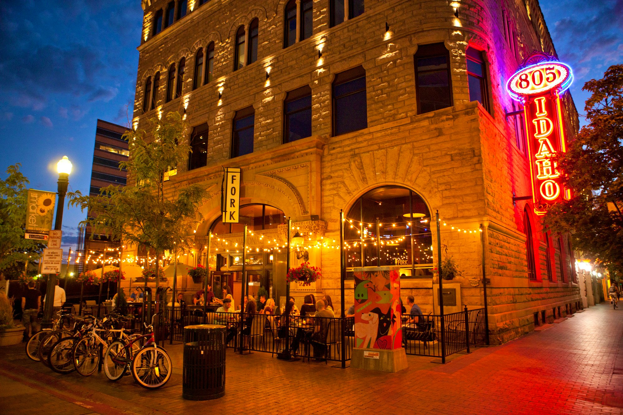 Downtown Boise is home to award-winning restaurants, wineries and craft breweries © Boise Convention & Visitors Bureau