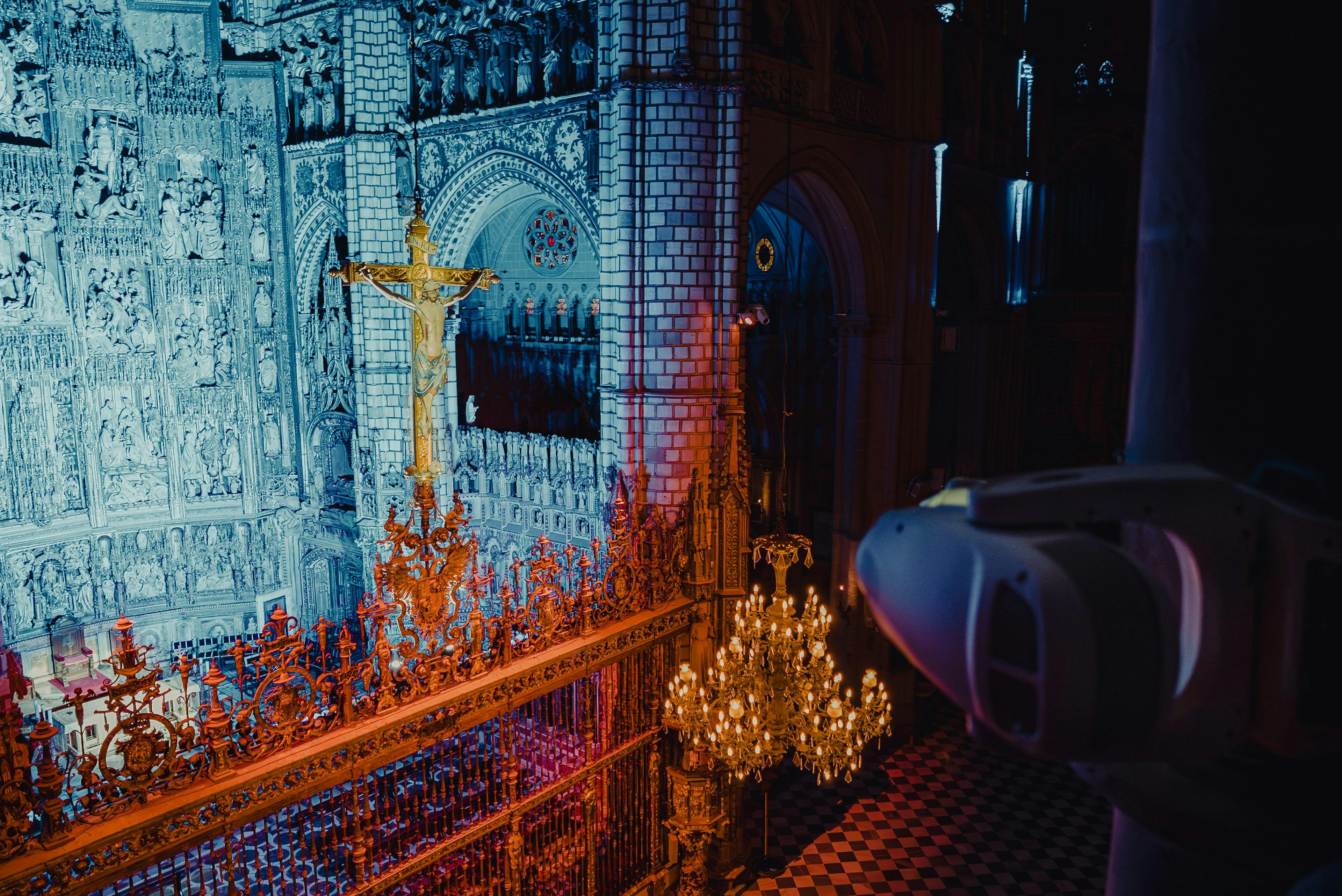 The nighttime Lumina show at the Catedral de Toledo blends light, color, sound, and innovation.