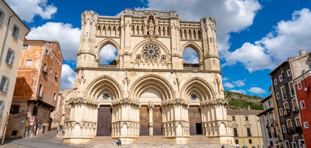 Construction of the Catedral de Cuenca began in the 12th century, in the Gothic style.