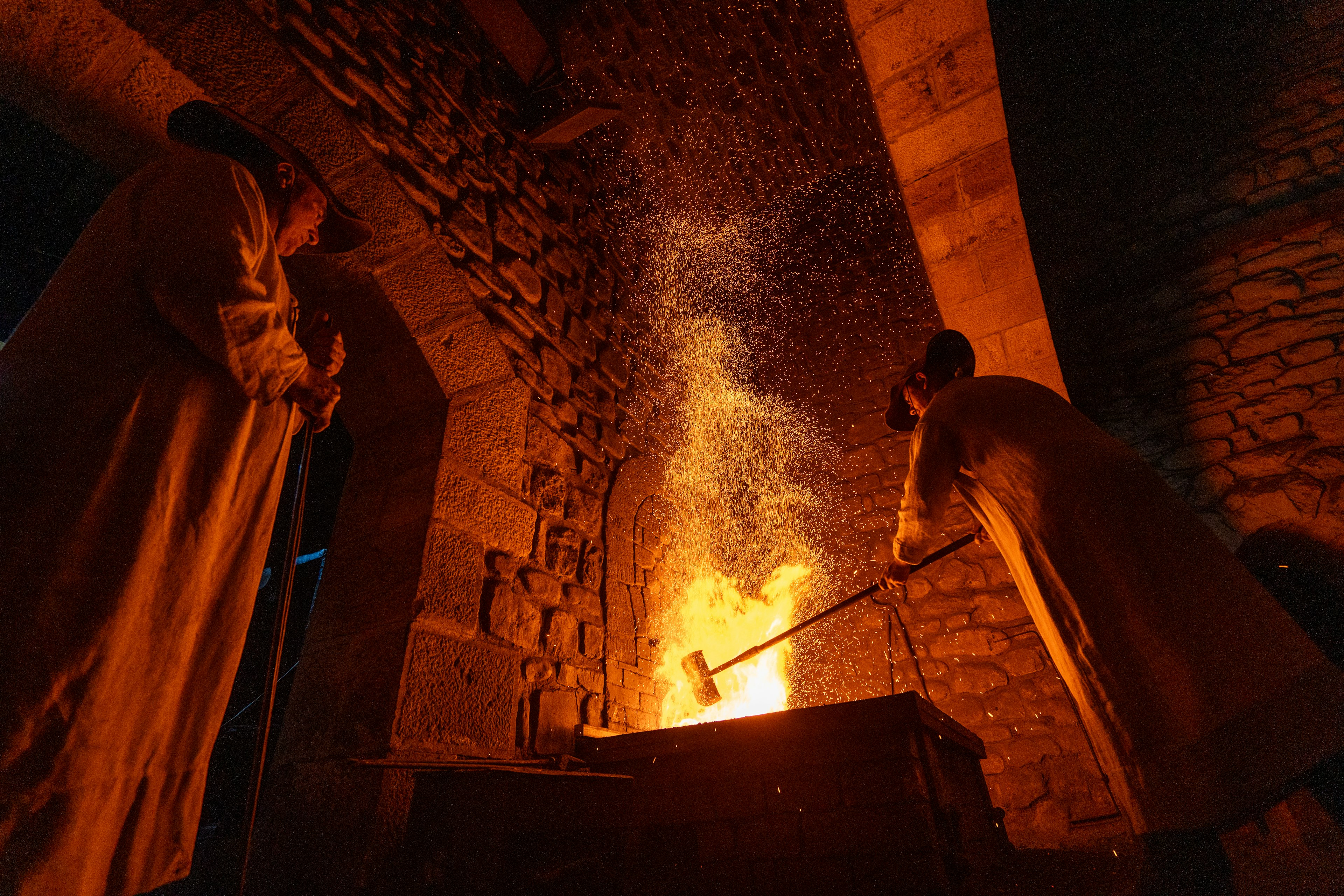 The Mirandaola Ironworks is one of the oldest foundries in the Basque Country. Workers here still wear outfits from the 16th century.