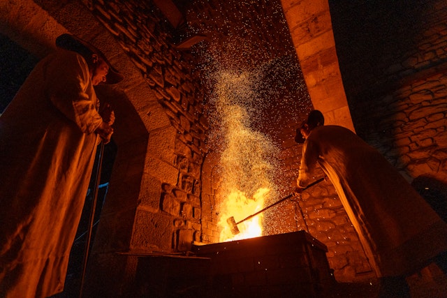 The Mirandaola Ironworks is one of the oldest foundries in the Basque Country. Workers here still wear outfits from the 16th century.
